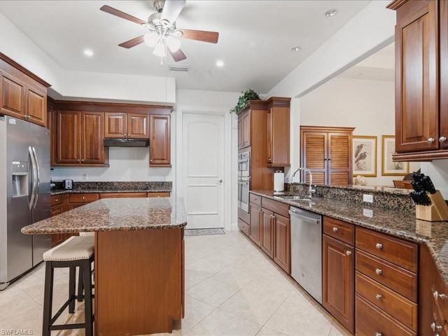 1446 Borghese LN 101, Naples, FL 34114