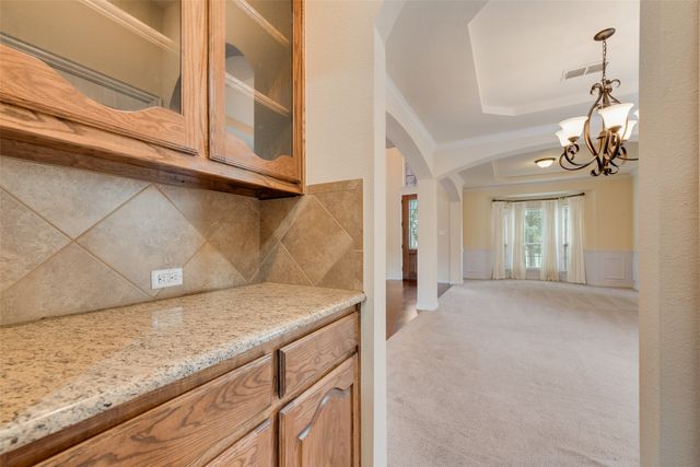 914 Southwestern Drive, Cedar Hill, TX 75104