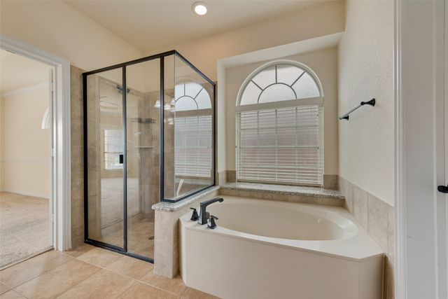 914 Southwestern Drive, Cedar Hill, TX 75104