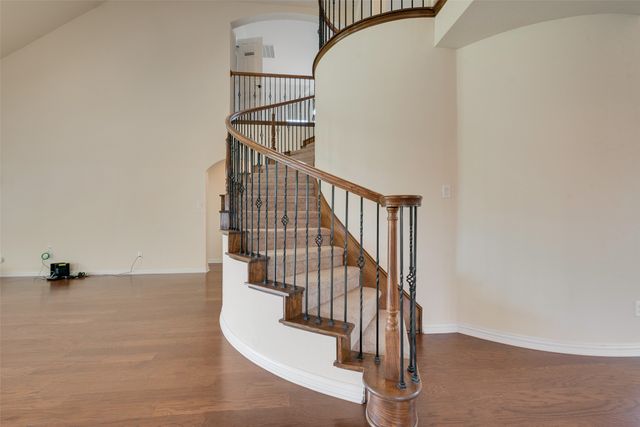 914 Southwestern Drive, Cedar Hill, TX 75104