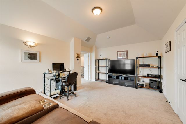 914 Southwestern Drive, Cedar Hill, TX 75104