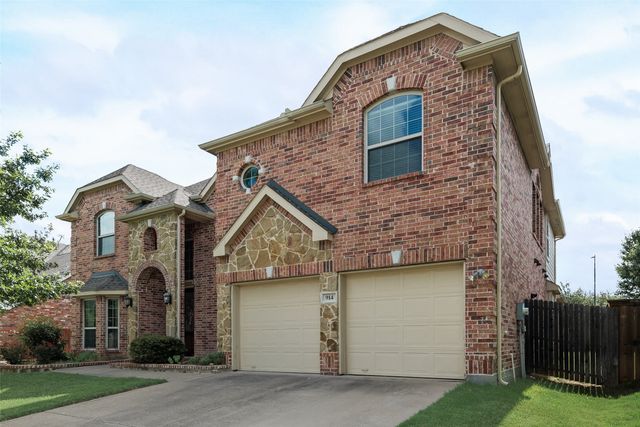 914 Southwestern Drive, Cedar Hill, TX 75104