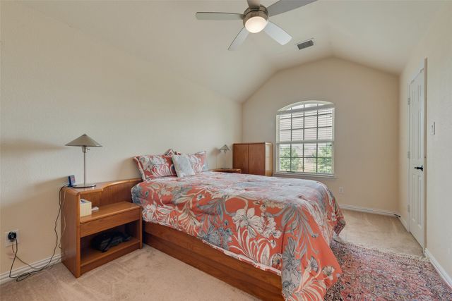 914 Southwestern Drive, Cedar Hill, TX 75104