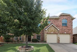 914 Southwestern Drive, Cedar Hill, TX 75104