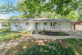 1094 N Pasadena Avenue, Elyria, OH 44035
