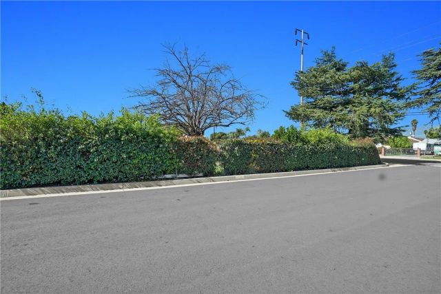688 E Francisquito Ave, West Covina, CA 91790