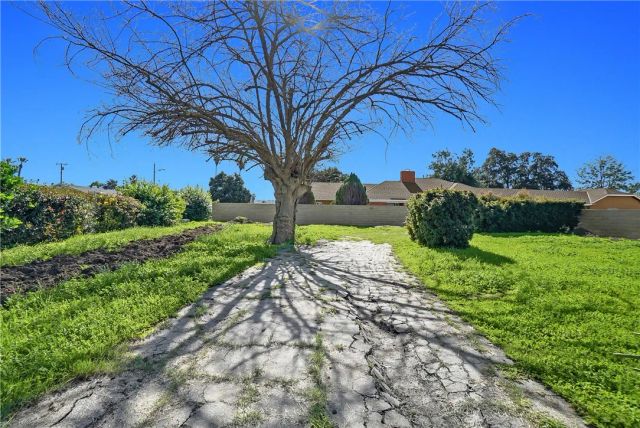 688 E Francisquito Ave, West Covina, CA 91790