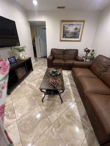 206 W 101ST AVENUE, Tampa, FL 33612