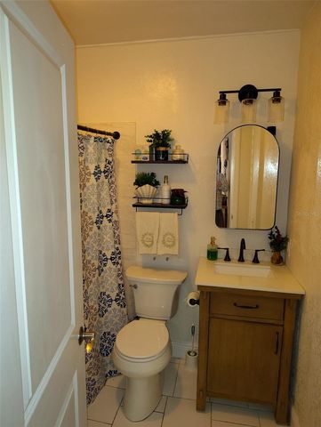 206 W 101ST AVENUE, Tampa, FL 33612