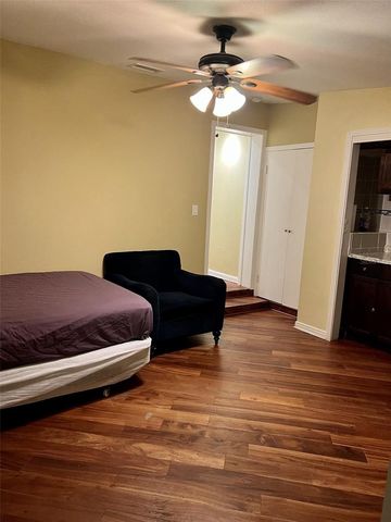 206 W 101ST AVENUE, Tampa, FL 33612