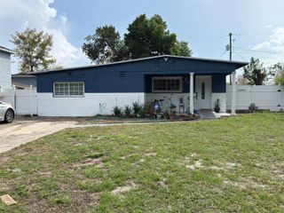 206 W 101ST AVENUE, Tampa, FL 33612