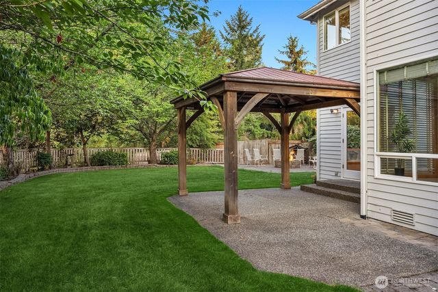 27706 Manion Way NE, Duvall, WA 98019