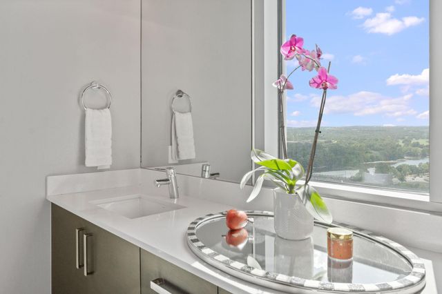 222 West Ave 1701, Austin, TX 78701