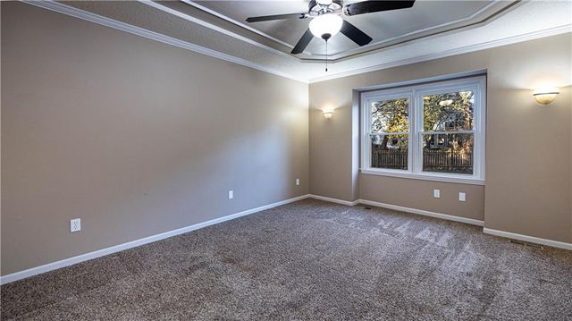 4047 SW ORLEANS Court, Lee's Summit, MO 64082