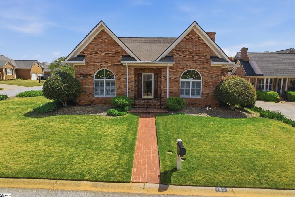 123 Windstone Drive, Greenville, SC 29615