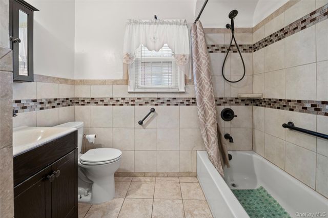 118-16 231 Street, Cambria Heights, NY 11411