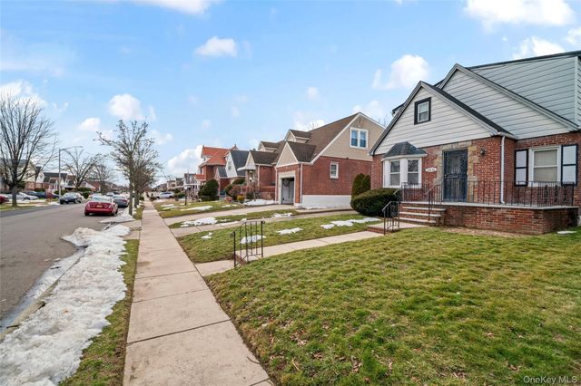 118-16 231 Street, Cambria Heights, NY 11411