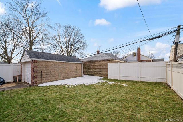 118-16 231 Street, Cambria Heights, NY 11411