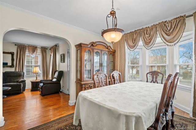 118-16 231 Street, Cambria Heights, NY 11411