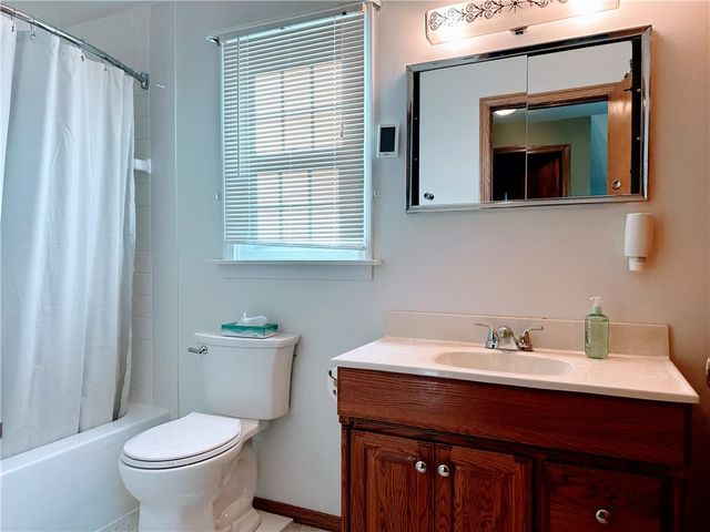 195 Hamlin Center Rd, Hamlin, NY 14468