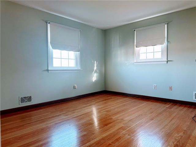 195 Hamlin Center Rd, Hamlin, NY 14468