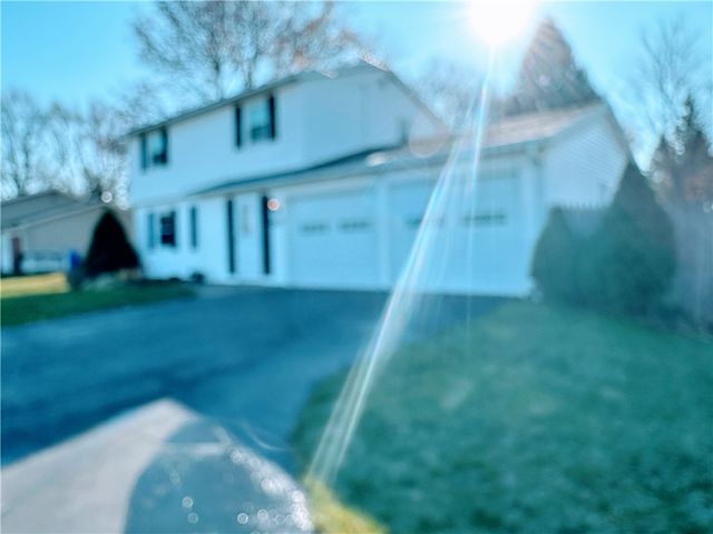 195 Hamlin Center Rd, Hamlin, NY 14468