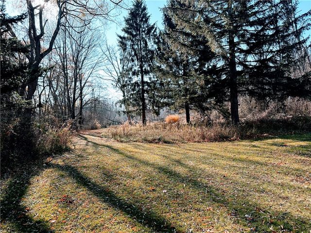 195 Hamlin Center Rd, Hamlin, NY 14468