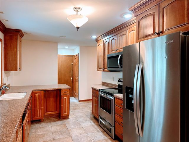 195 Hamlin Center Rd, Hamlin, NY 14468