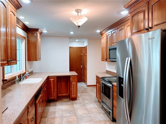 195 Hamlin Center Rd, Hamlin, NY 14468