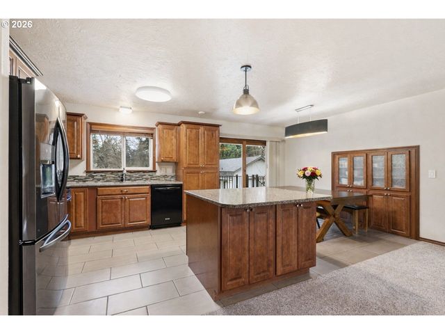 7059 Ne QUATAMA St, Hillsboro, OR 97124