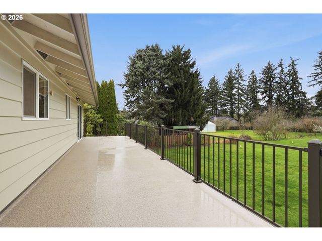 7059 Ne QUATAMA St, Hillsboro, OR 97124