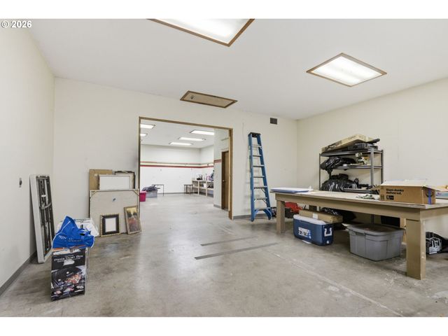 7059 Ne QUATAMA St, Hillsboro, OR 97124