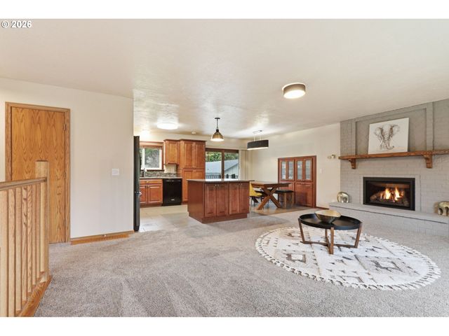 7059 Ne QUATAMA St, Hillsboro, OR 97124