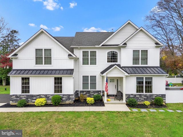 1066 BRISTOL RD, Southampton, PA 18966