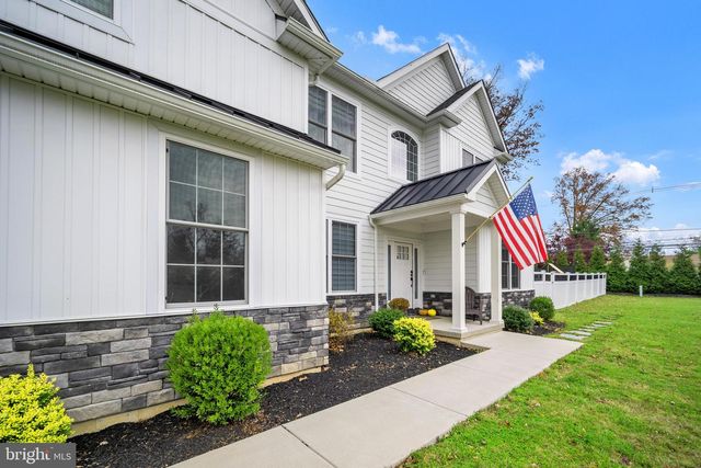 1066 BRISTOL RD, Southampton, PA 18966