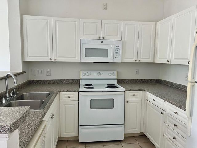 130 River Landing Drive 3212, Daniel Island, SC 29492
