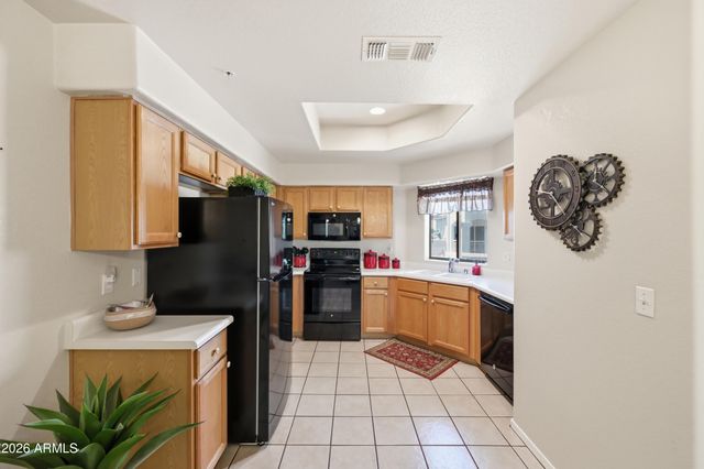 9151 W Greenway Road 295, Peoria, AZ 85381
