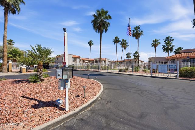 9151 W Greenway Road 295, Peoria, AZ 85381