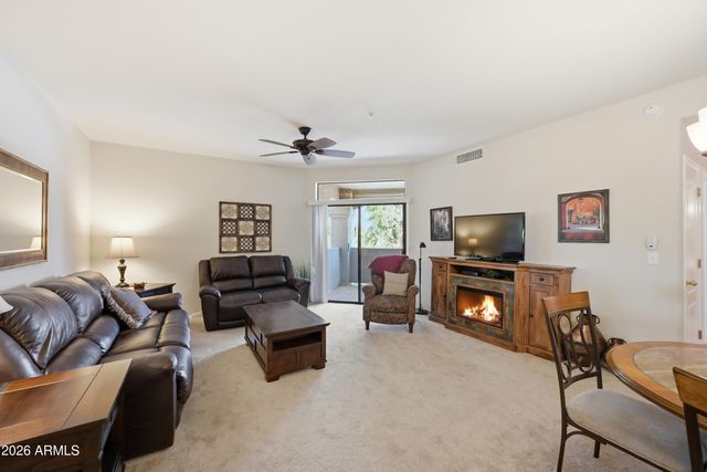 9151 W Greenway Road 295, Peoria, AZ 85381