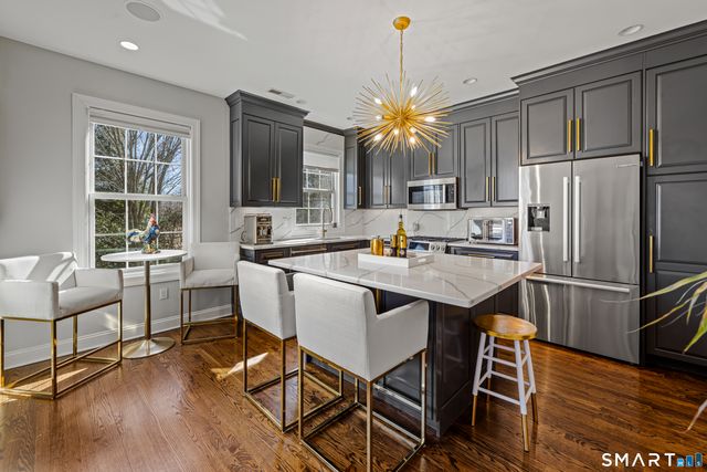 71 Aberdeen Way 71, Fairfield, CT 06890