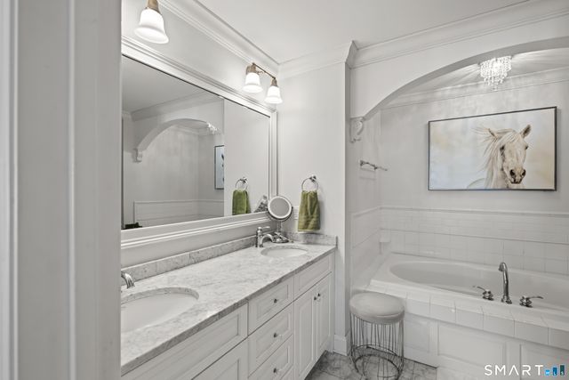 71 Aberdeen Way 71, Fairfield, CT 06890