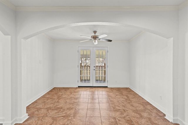 1132 18th Avenue N, Texas City, TX 77590