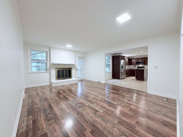 2016 Sunny Side Dr, Brentwood, TN 37027