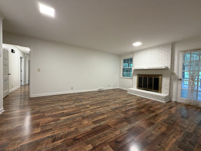2016 Sunny Side Dr, Brentwood, TN 37027