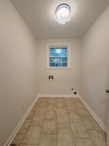 2016 Sunny Side Dr, Brentwood, TN 37027