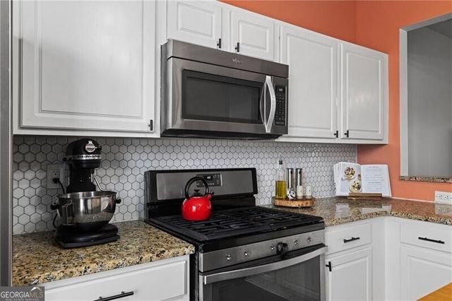 1757 Stanwood Drive NW, Kennesaw, GA 30152