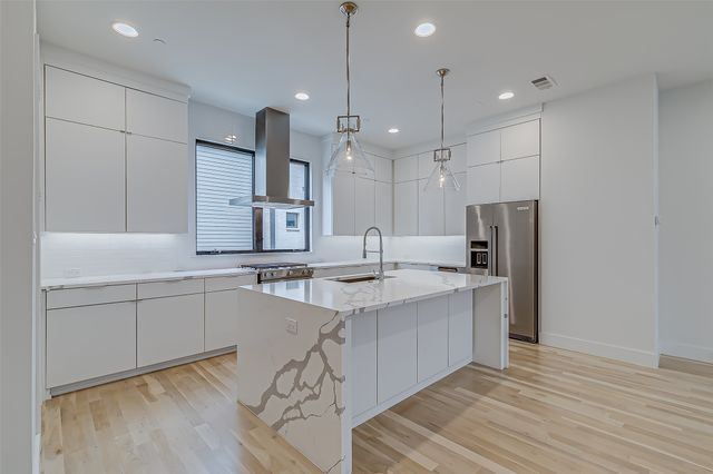 2707 Kimsey Drive, Dallas, TX 75235