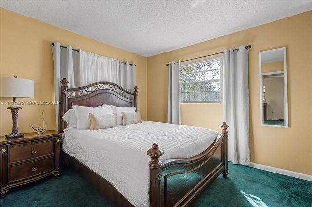 4275 NW 197th St, Miami Gardens, FL 33055