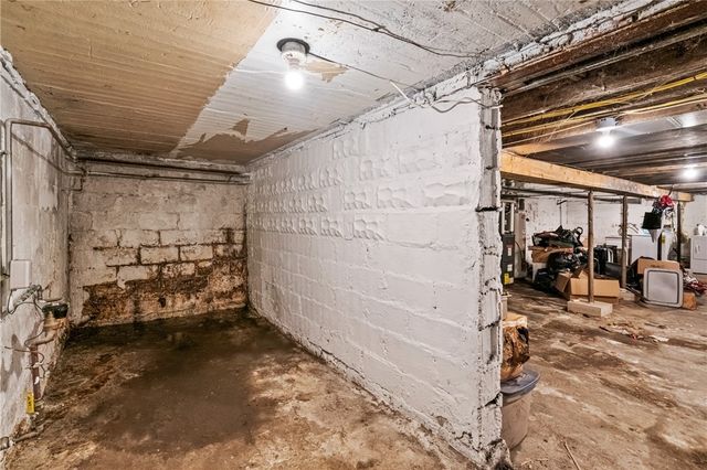 414 Mifflin Street, West Mifflin, PA 15122