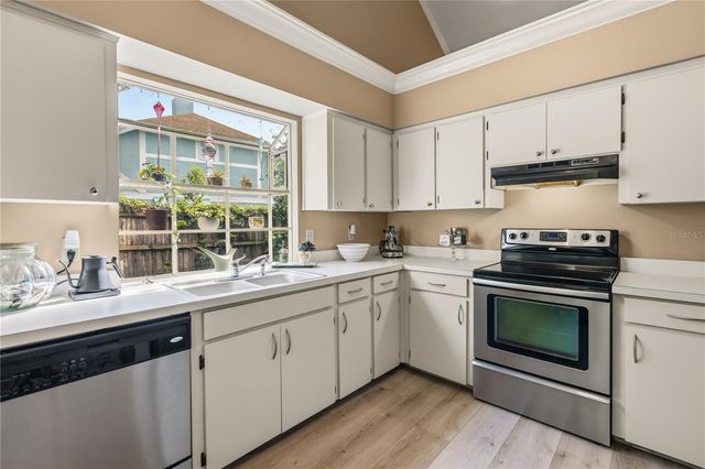 3200 HEATHGATE COURT, Orlando, FL 32812